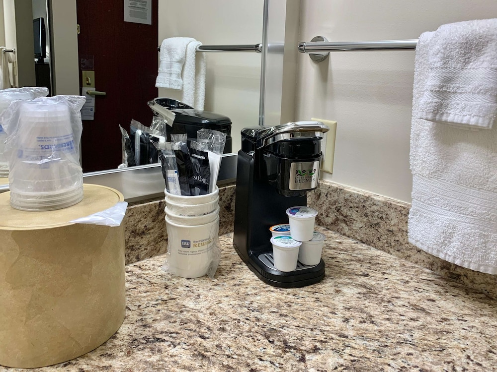 Best Western Plus Great Northern Inn 24/47