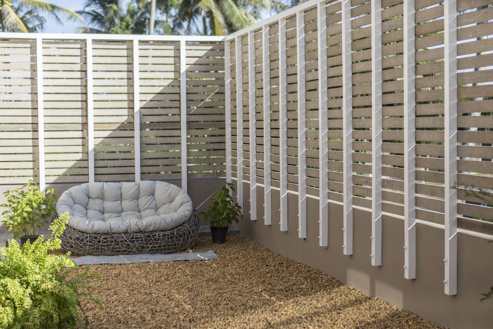 White Villa 45/50