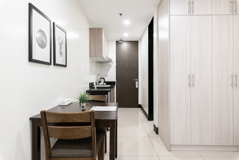 Artemis Place Makati 39/69