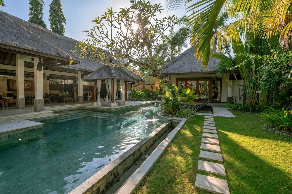 Maya Sayang Pool Villa 43/50