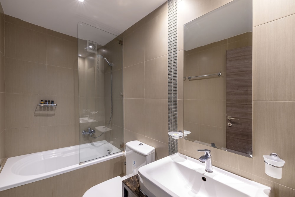 La Stella Suites 20/64