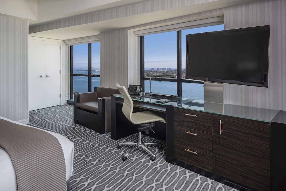 Manchester Grand Hyatt San Diego 57/70