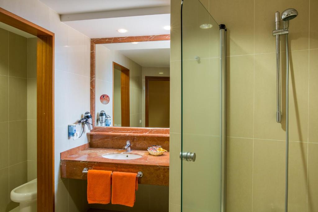Galeon Hotel 38/41