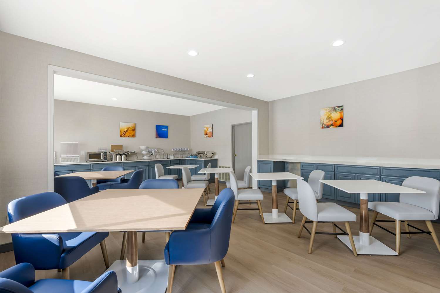 restaurant cafeteria