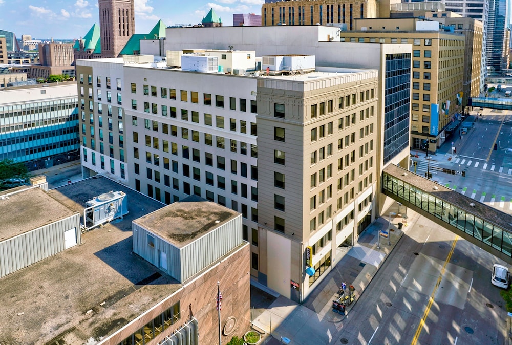 Home2 Suites by Hilton Minneapolis Downtown, MN 6/51