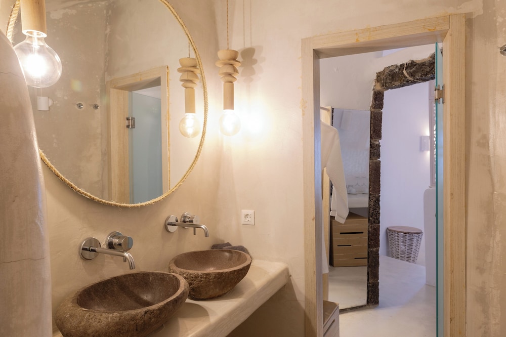 Aperto Suites - Adults Only 49/50