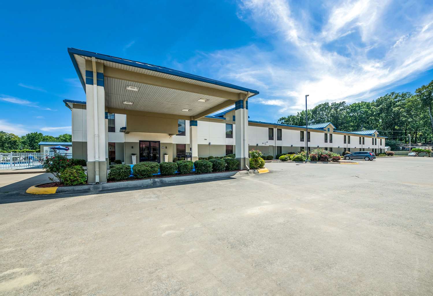 Quality Inn Jacksonville near Little Rock Air Force Base 27/32