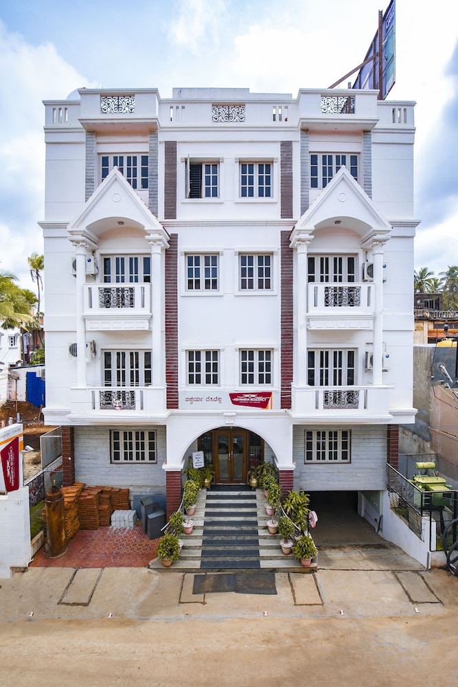 AISHWARYA RESIDENCY 5/70