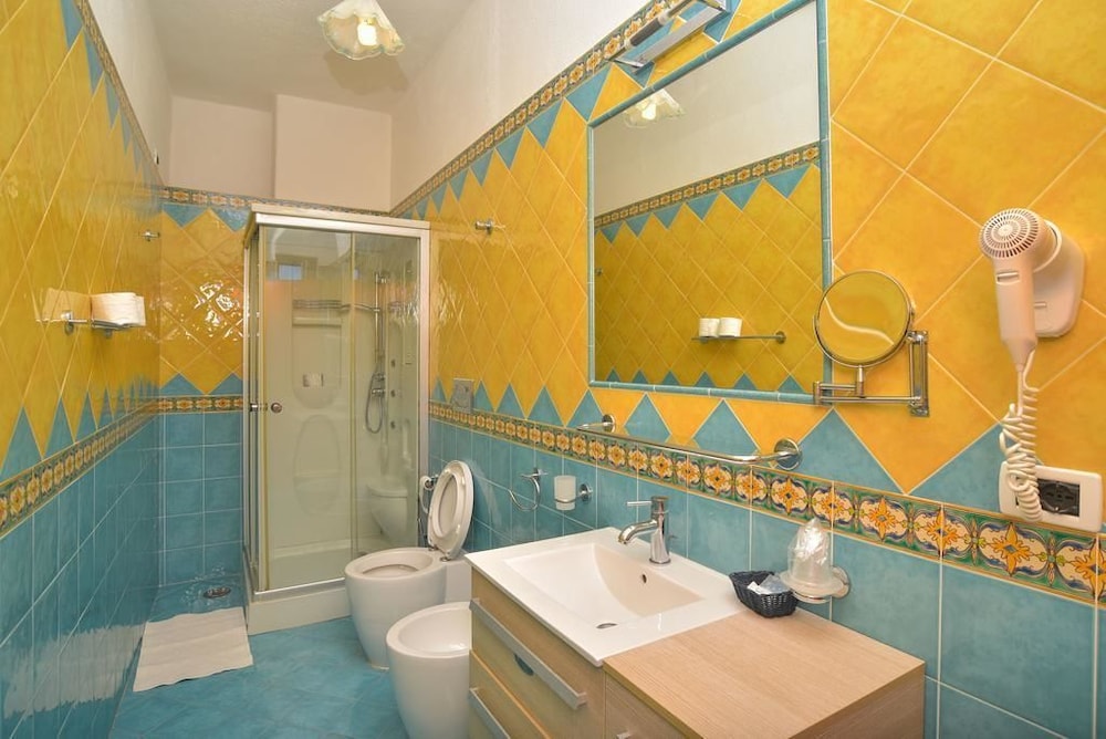 SUPERIOR, DOUBLE BED, SEA VIEW, BALCONY