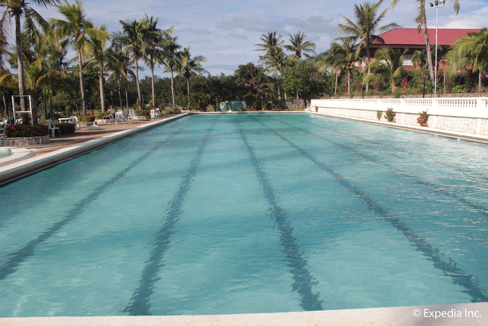 Fort Ilocandia Resort Hotel 28/50