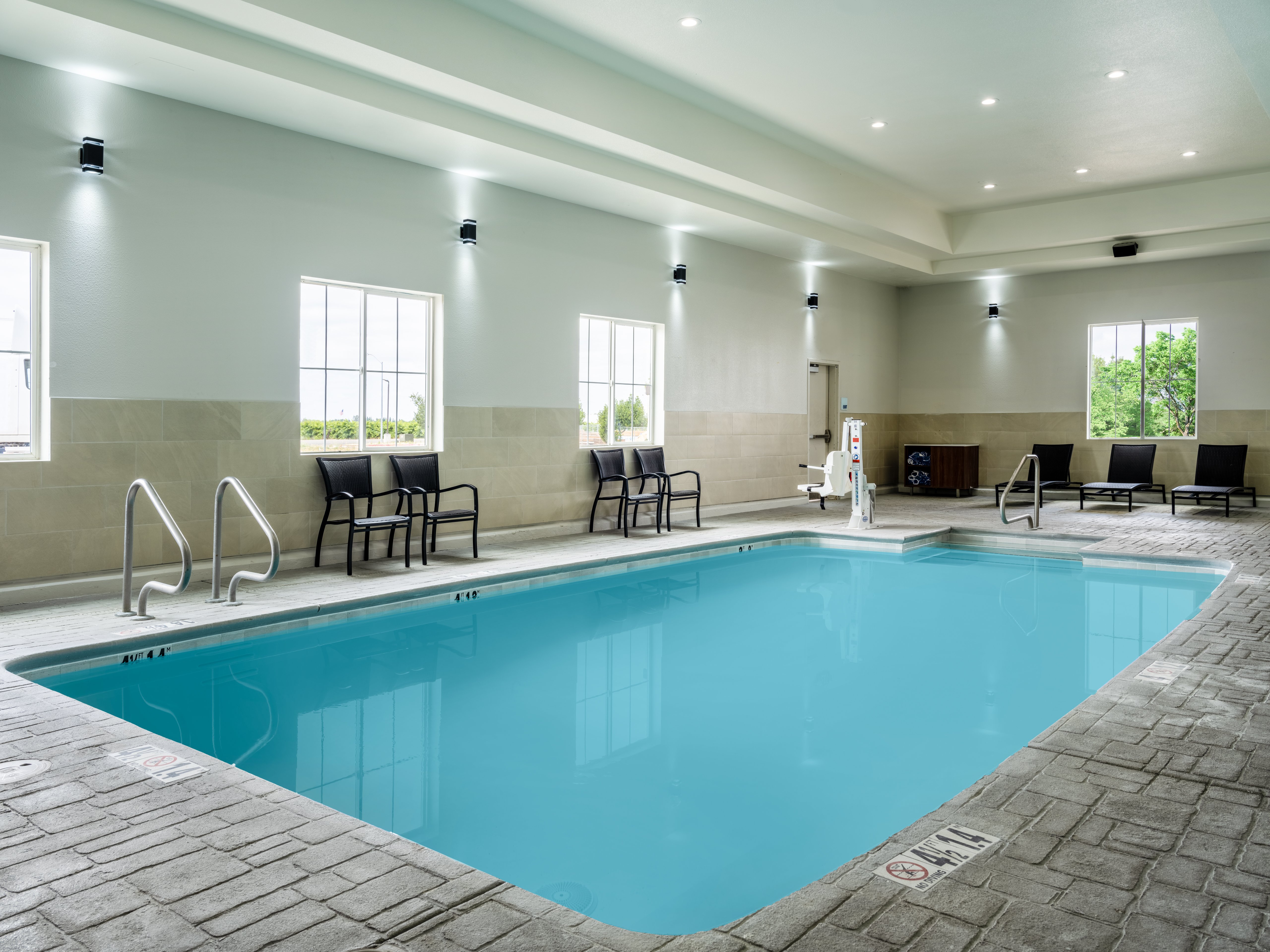 Holiday Inn Express Lodi 33/58