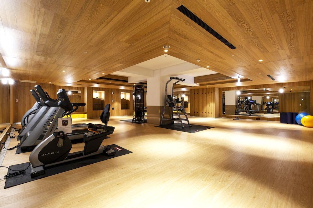 Inhouse Hotel Grand 42/65