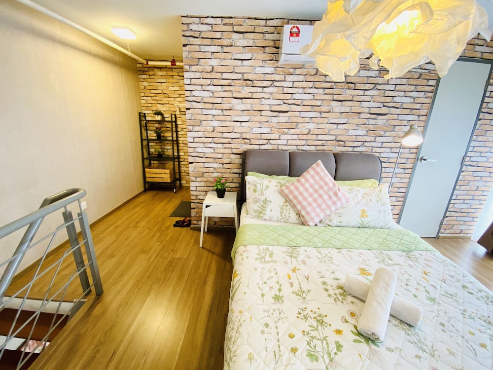 Chrisenbel Suites - Pinnacle Pj 11/37