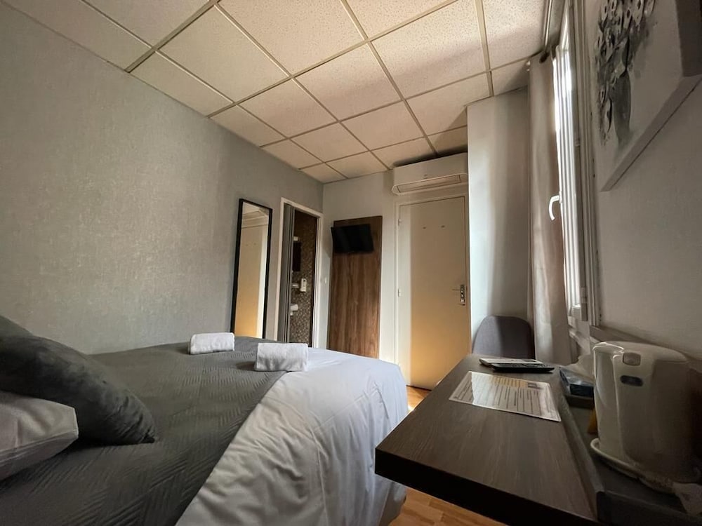 Le Rochegude Hotel 15/33