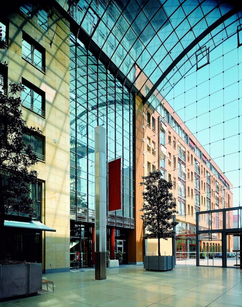 Hotel Elbflorenz Dresden 35/48