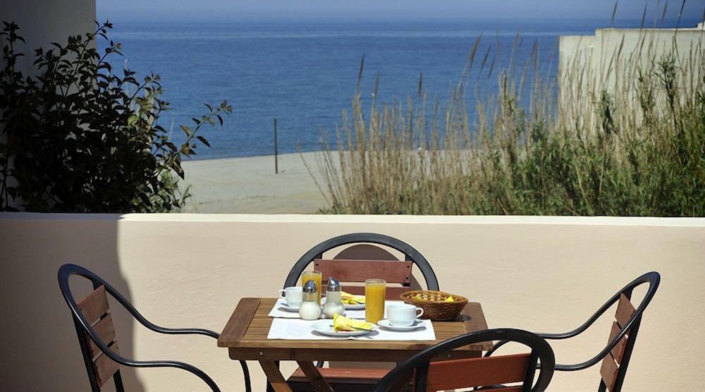 Caretta Beach 53/62