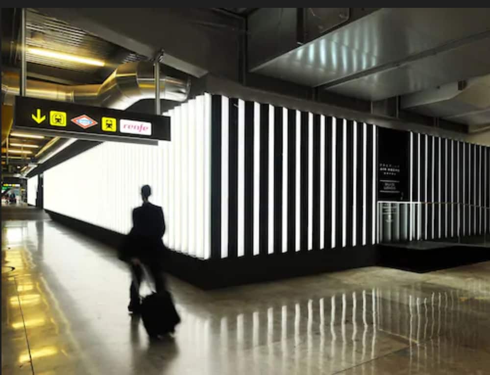 Air Rooms Madrid Airport By Premium Traveller 31/53
