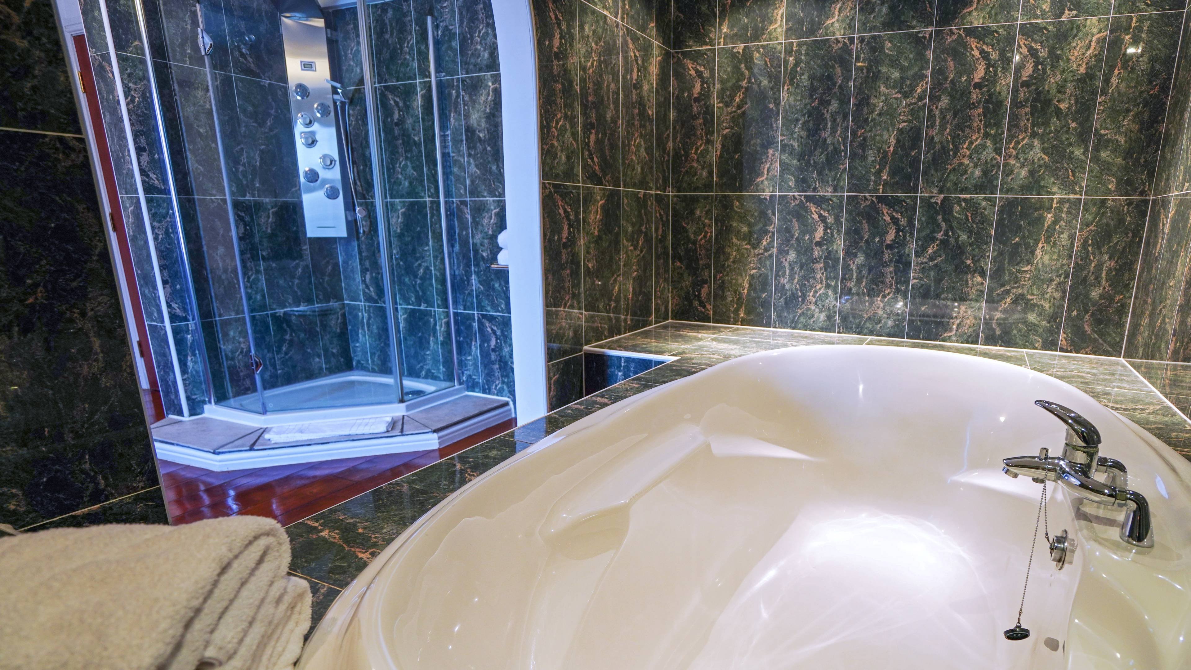 Gomersal Park Hotel 45/49