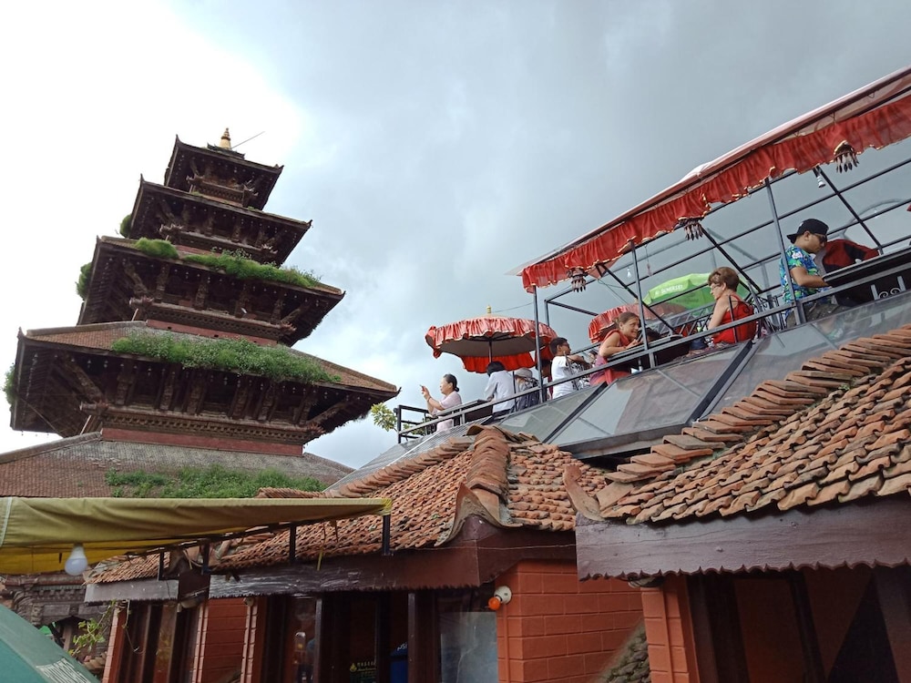Siddhi Home & Restaurant 13/45