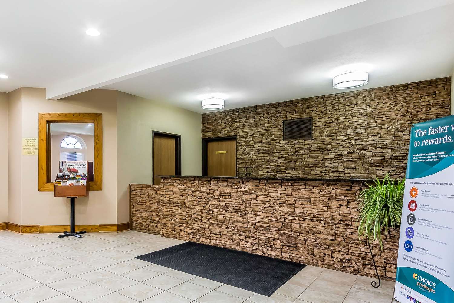 Quality Inn and Suites Chesterfield Village 5/16