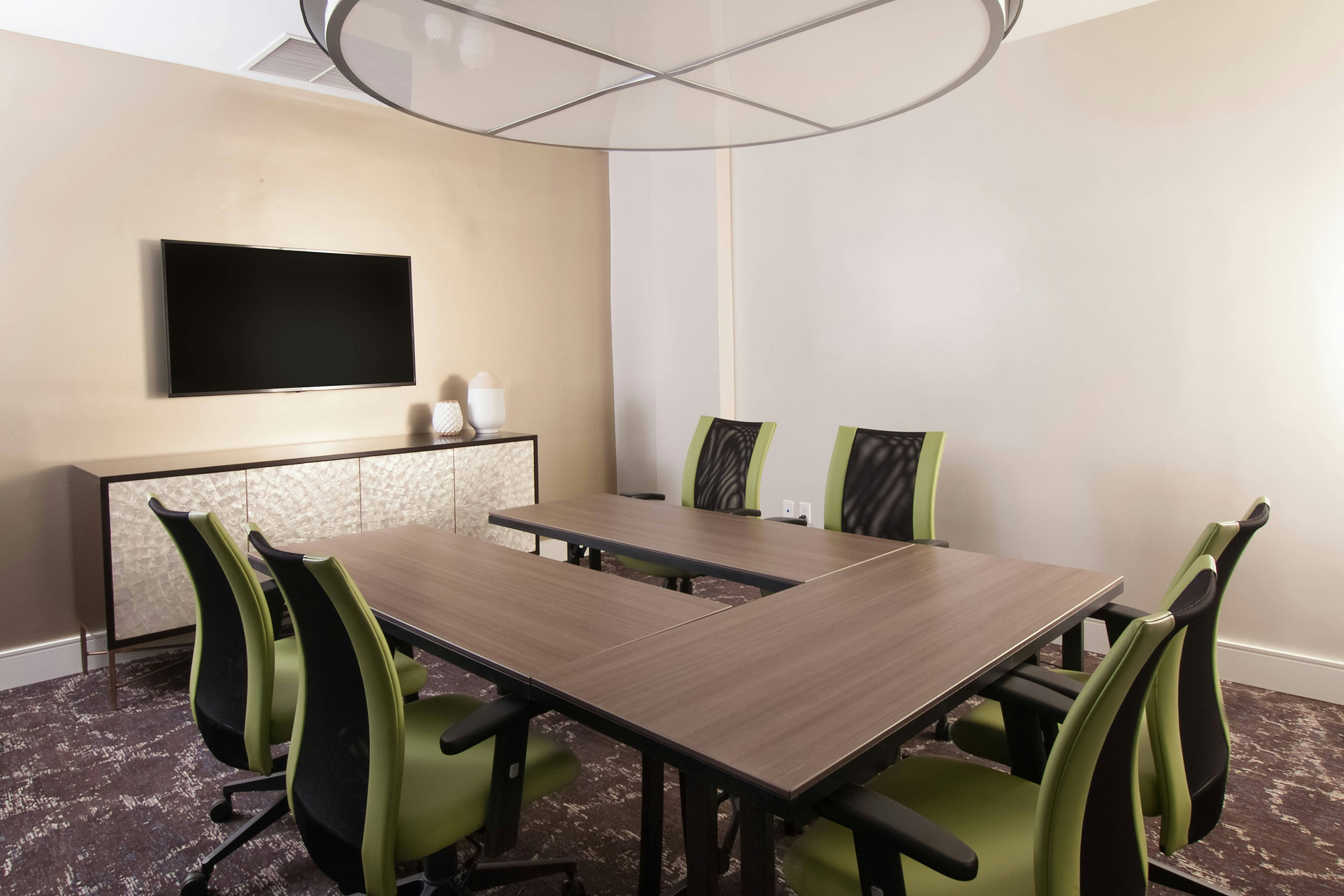 Courtyard By Marriott Miami Coral Gables 16/19