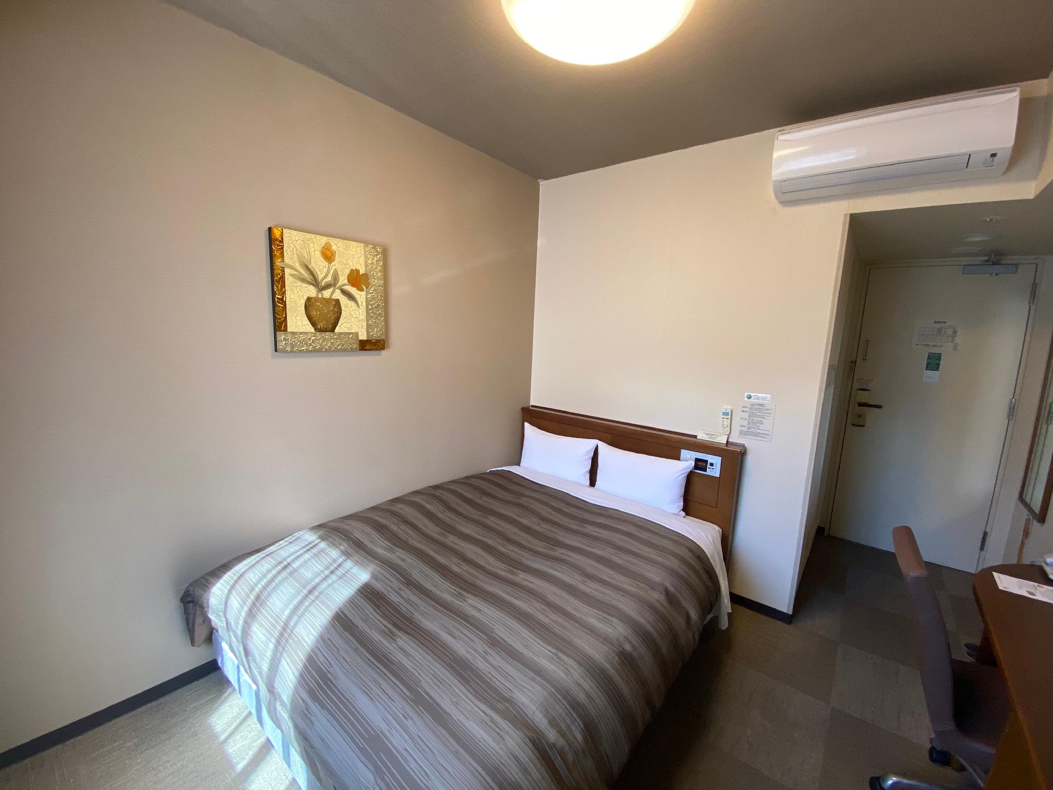 Semi Room, Standard, Semi Double Bed