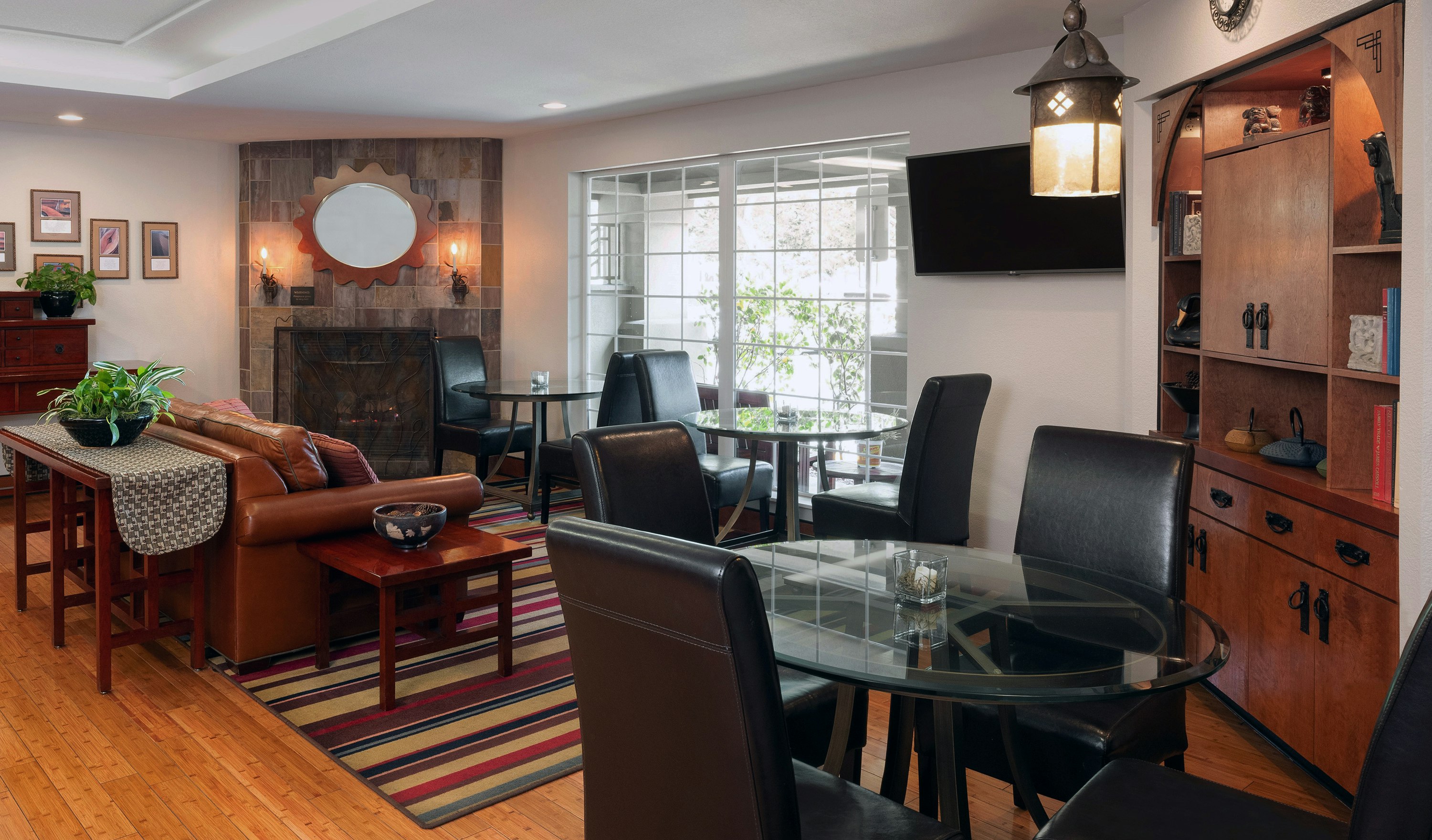 Larkspur Landing Folsom - An All-Suite Hotel 27/43
