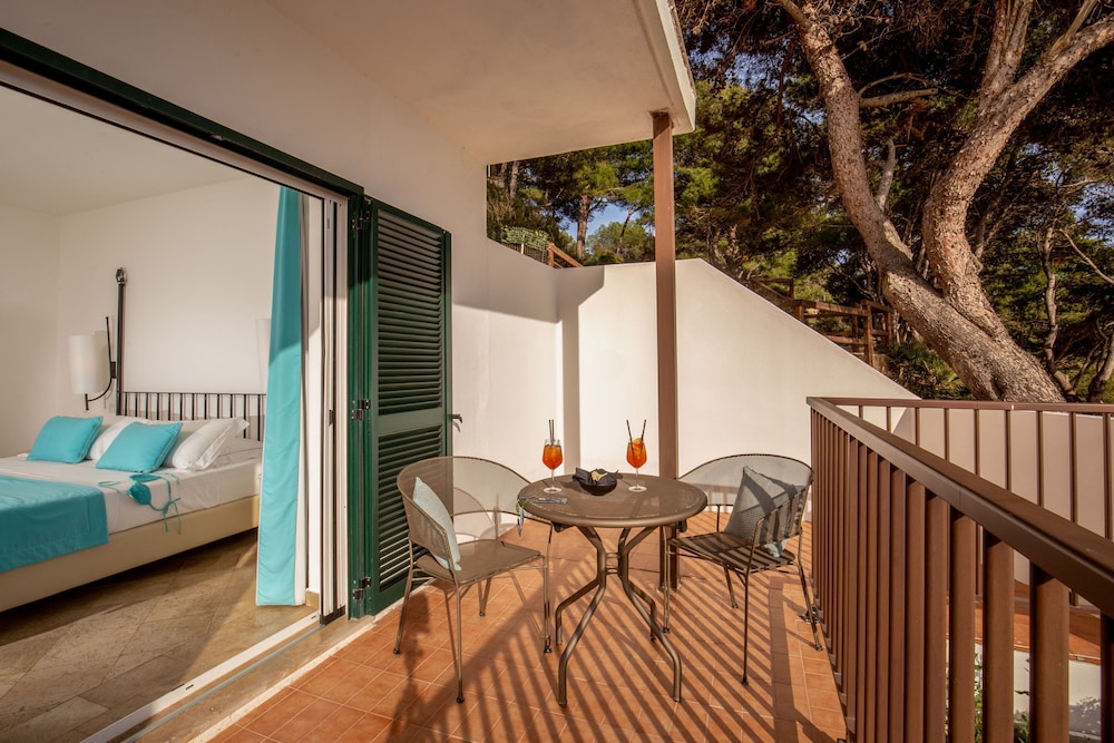 El Faro Hotel 25/73