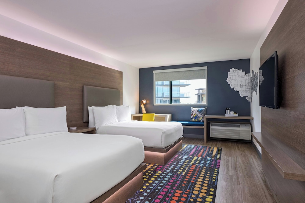 Aloft, Guest room, 2 Double