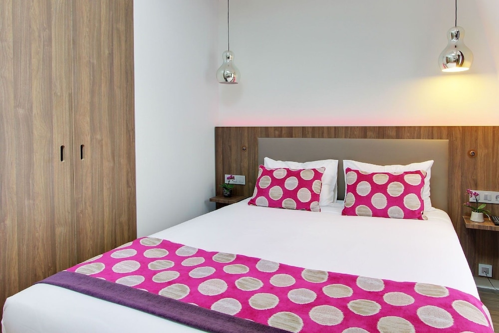 SUPERIOR, DOUBLE BED