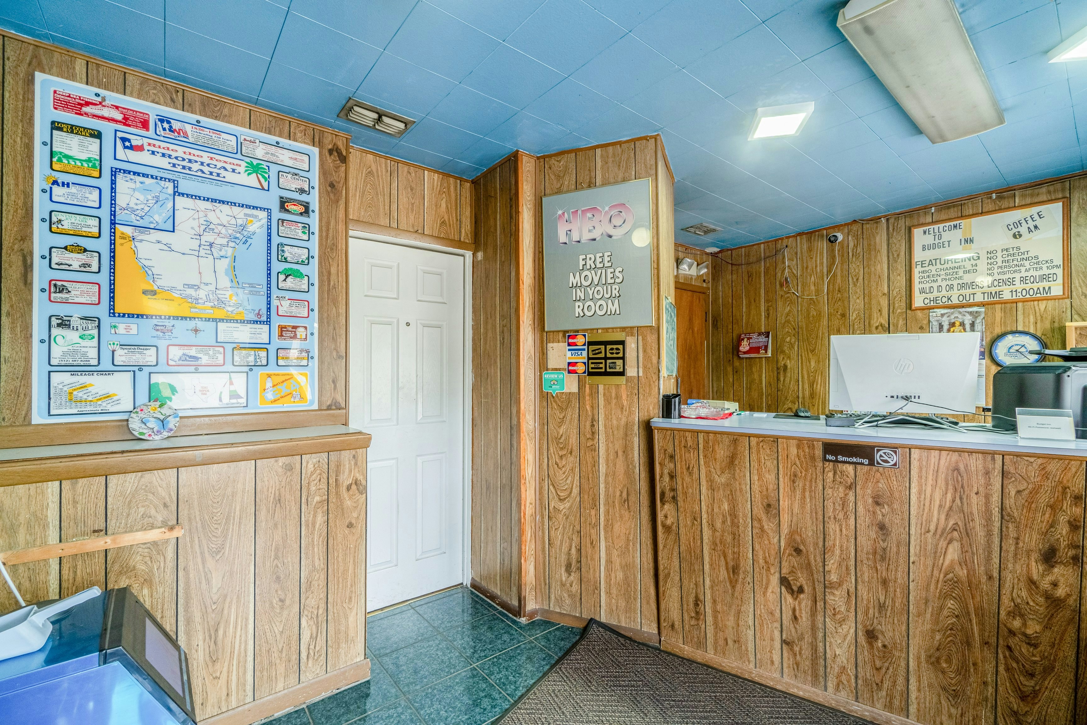 Lobby at OYO Budget Inn Falfurrias Hwy 281, FALFURRIAS - TX