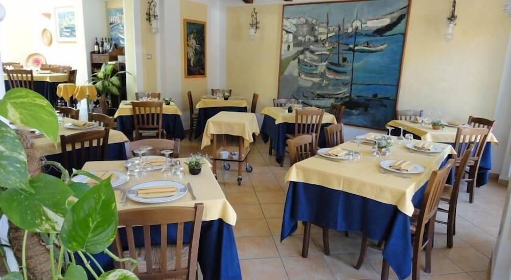 Hotel Ristorante Silvestrino 23/45