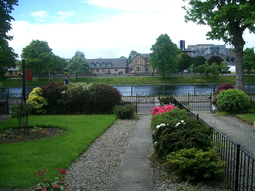 Talisker Guest House 34/44