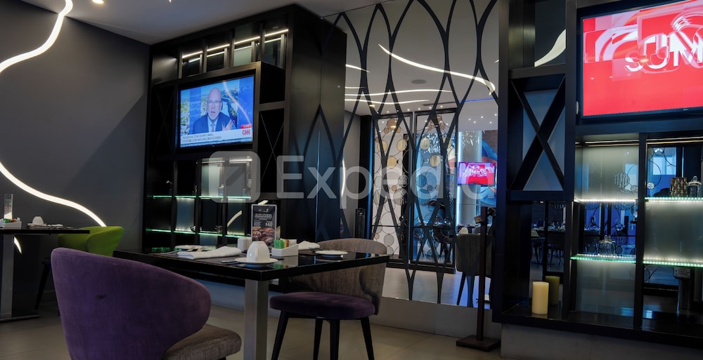 HS HOTSSON Hotel Smart Leon Centro Max (ex Wyndham Garden Leon Centro Max) 30/48
