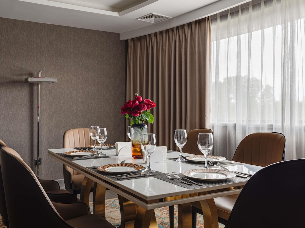 Movenpick Samarkand 45/54