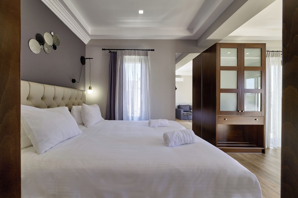 Nival Luxury Suites 10/50