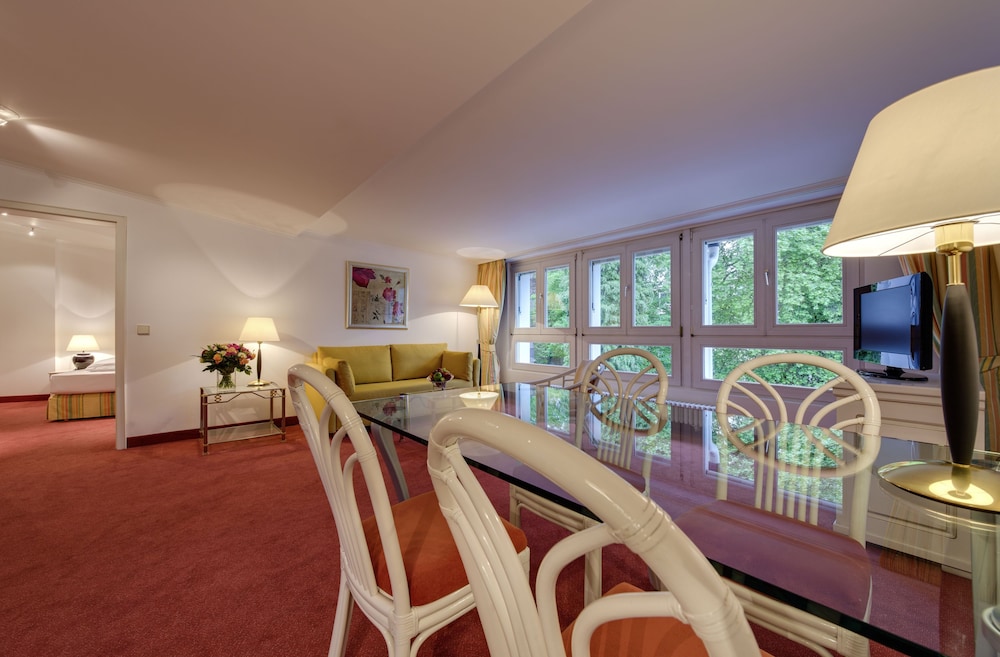 Hotel am Sophienpark 46/53