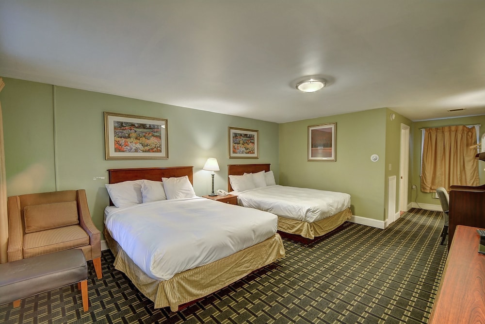 Colonial Motel And Spa 26/60