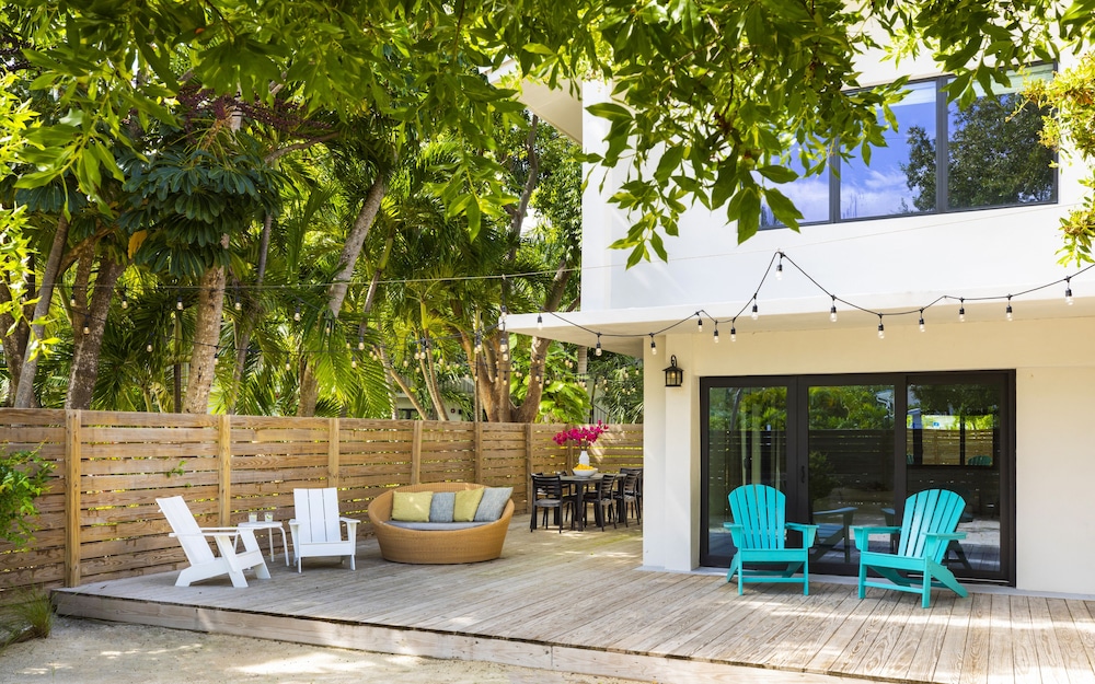 La Siesta Resort & Villas 7/82