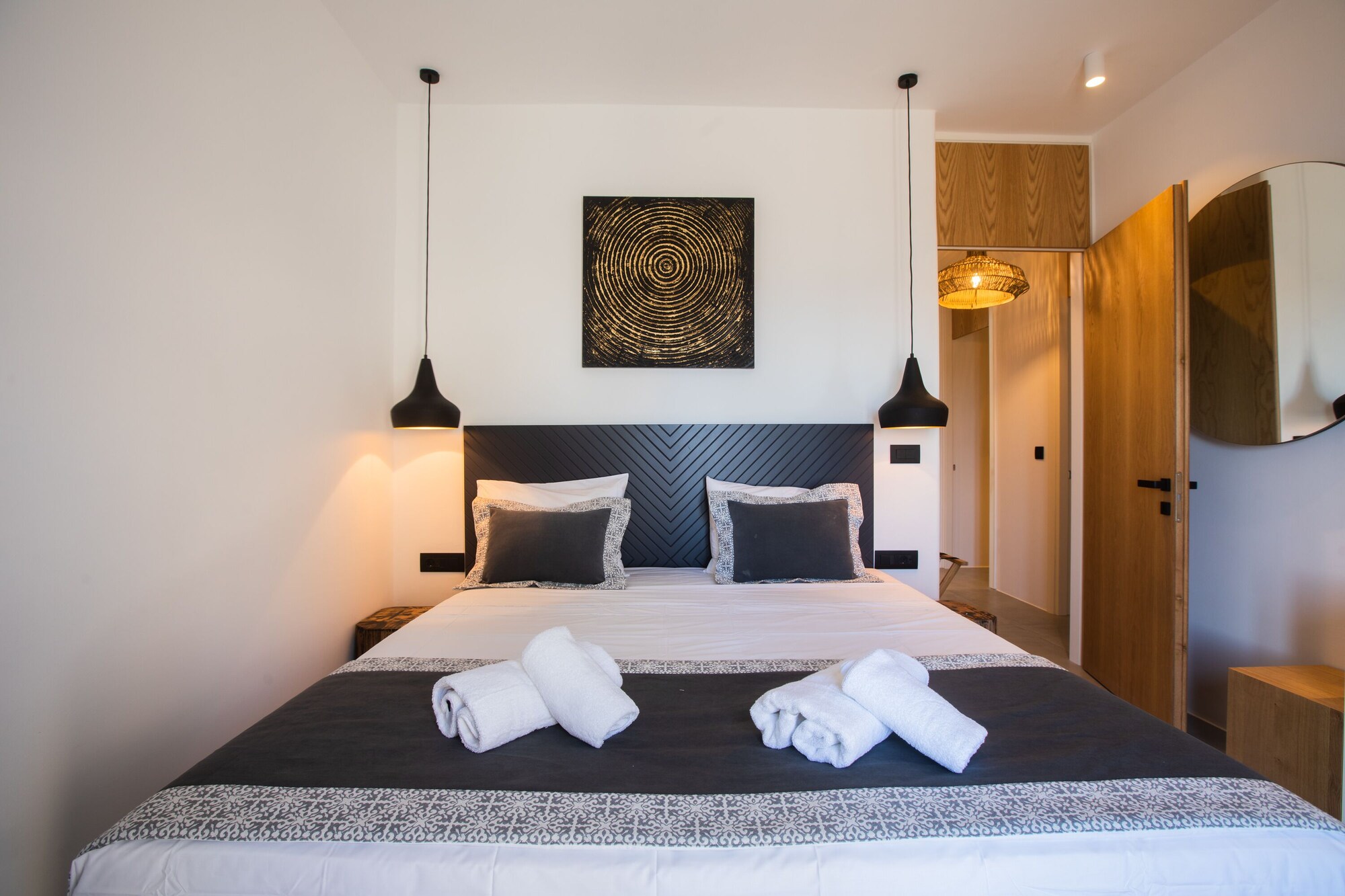 6 Bedrooms, Villa, 2 King Beds, 4 Queen Beds