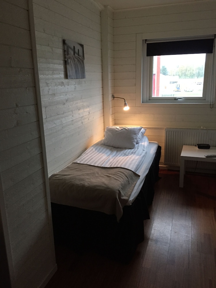 Hotell E-10 by First 17/33