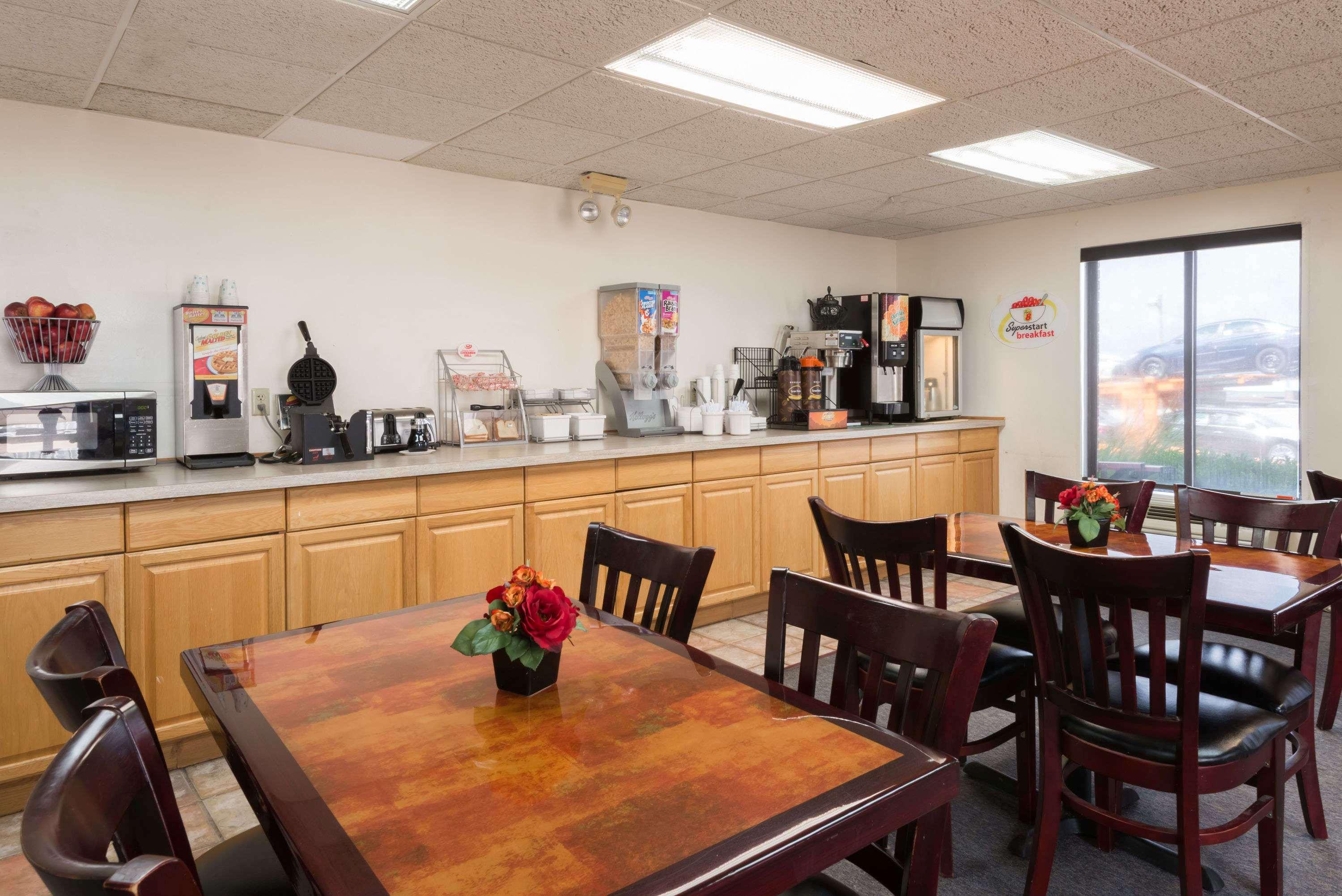 Super 8 By Wyndham Miamisburg Dayton S Area Oh 9/15