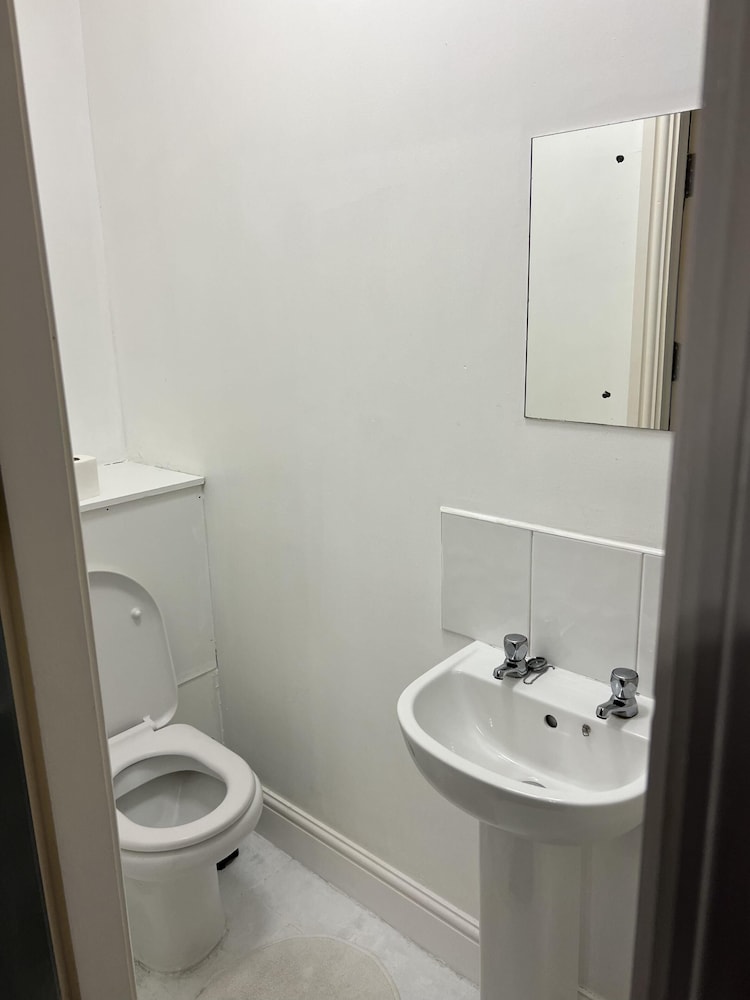 Blackpool Central Hotel 50/50