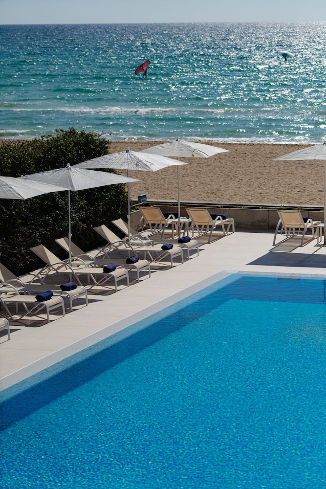 THB El Cid - Adults Only 65/90