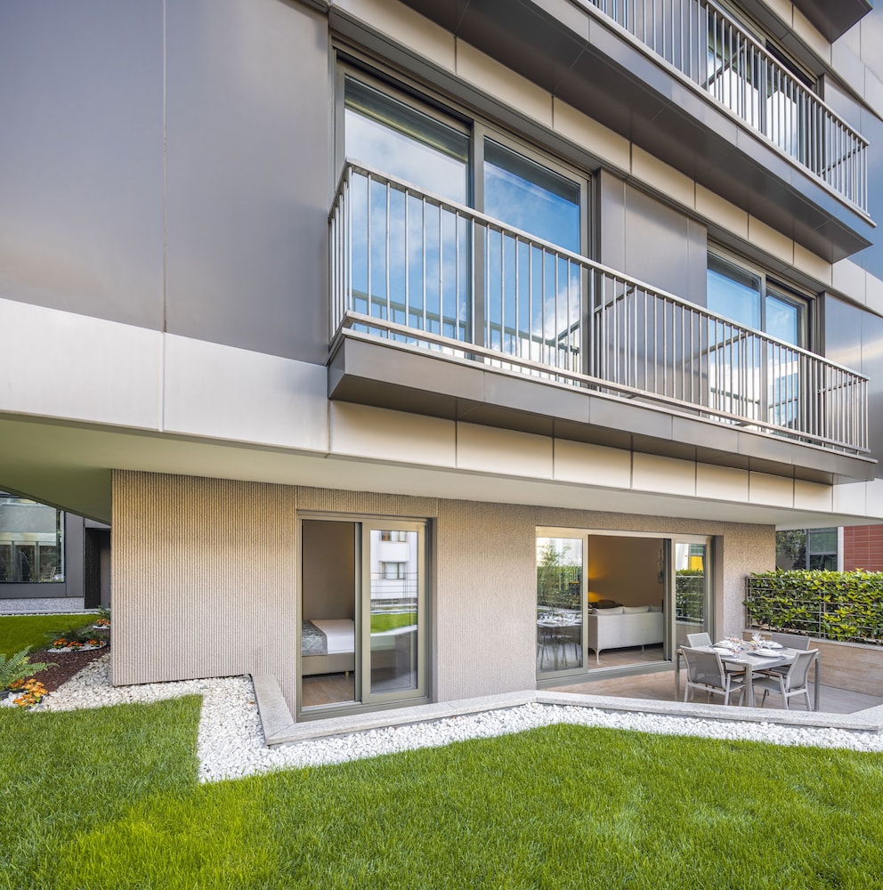 Tzl Suites 5/69