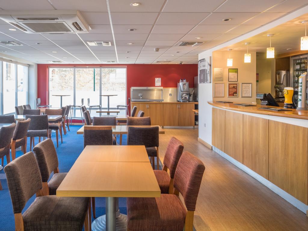Travelodge Newport Isle of Wight 7/13