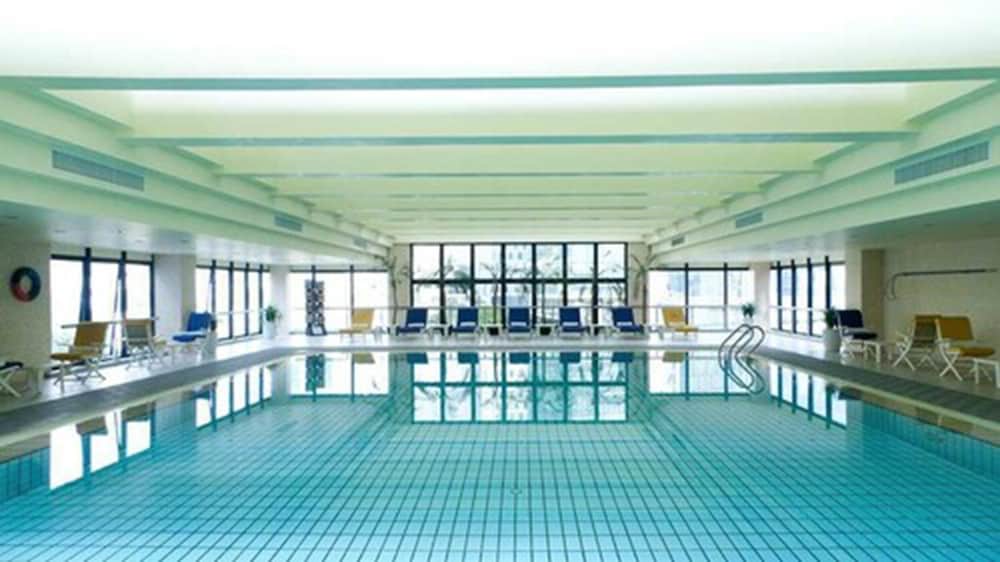 Hotel Equatorial Shanghai 16/34