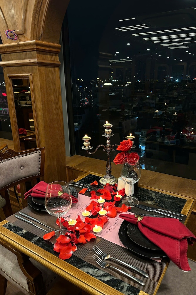 Rex Hanoi Hotel 57/68