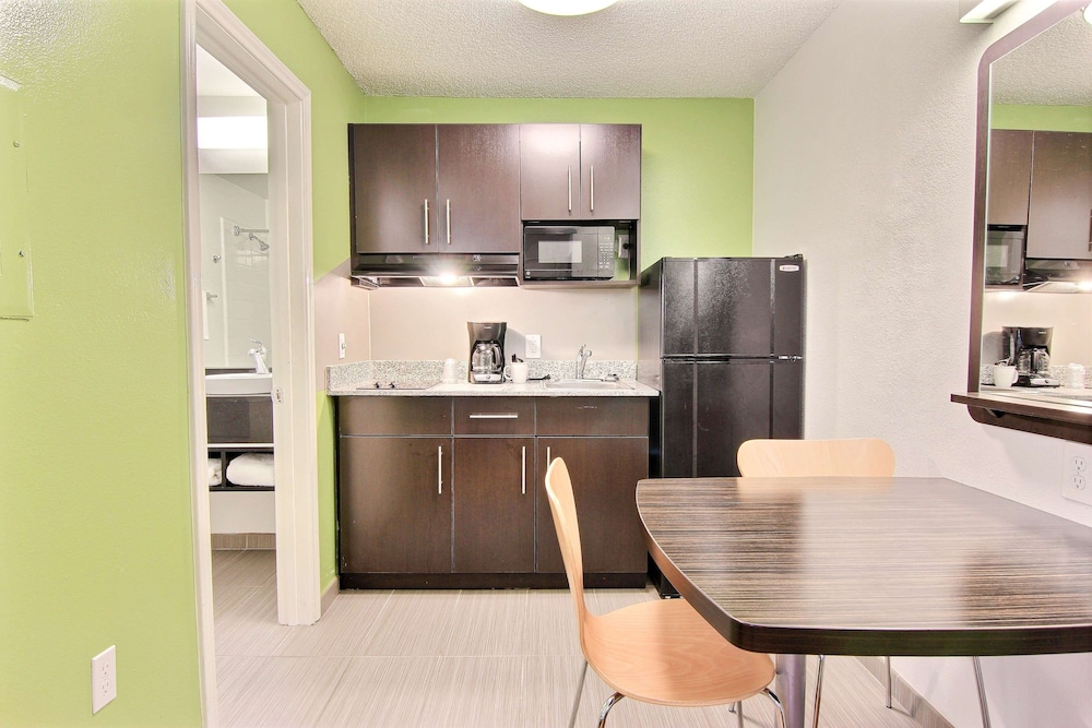 Studio 6 Extended Stay - Austin, TX - Northwest 35/49