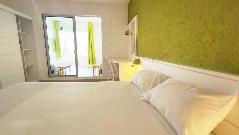 Hotel les Aigrettes 13/56